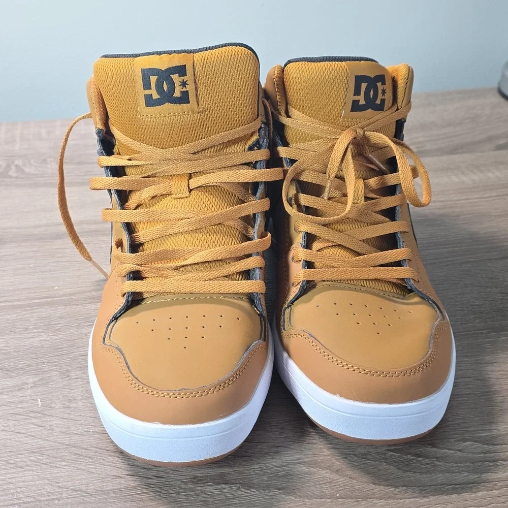 DC Shoes Cure Hi Top Mens 12 Wheat Tan Leather Skate Sneakers ADYS400072